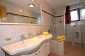 Appartement 2 55 m&sup2;, exklusive S&uuml;dbalkon 8 m&sup2; , 2 bis 4 Personen, 2 getrennte Schlafzimmer, gro&szlig;z&uuml;giges Bad